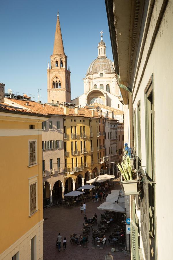 Appartamento Roma 55 Мантуя Экстерьер фото